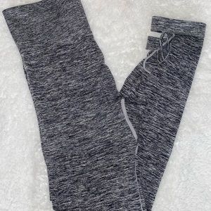 VS PINK workout leggings